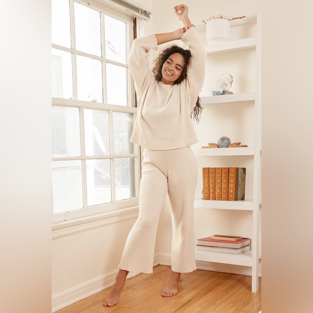 LULU’s | Matching Sweater and Pants Set